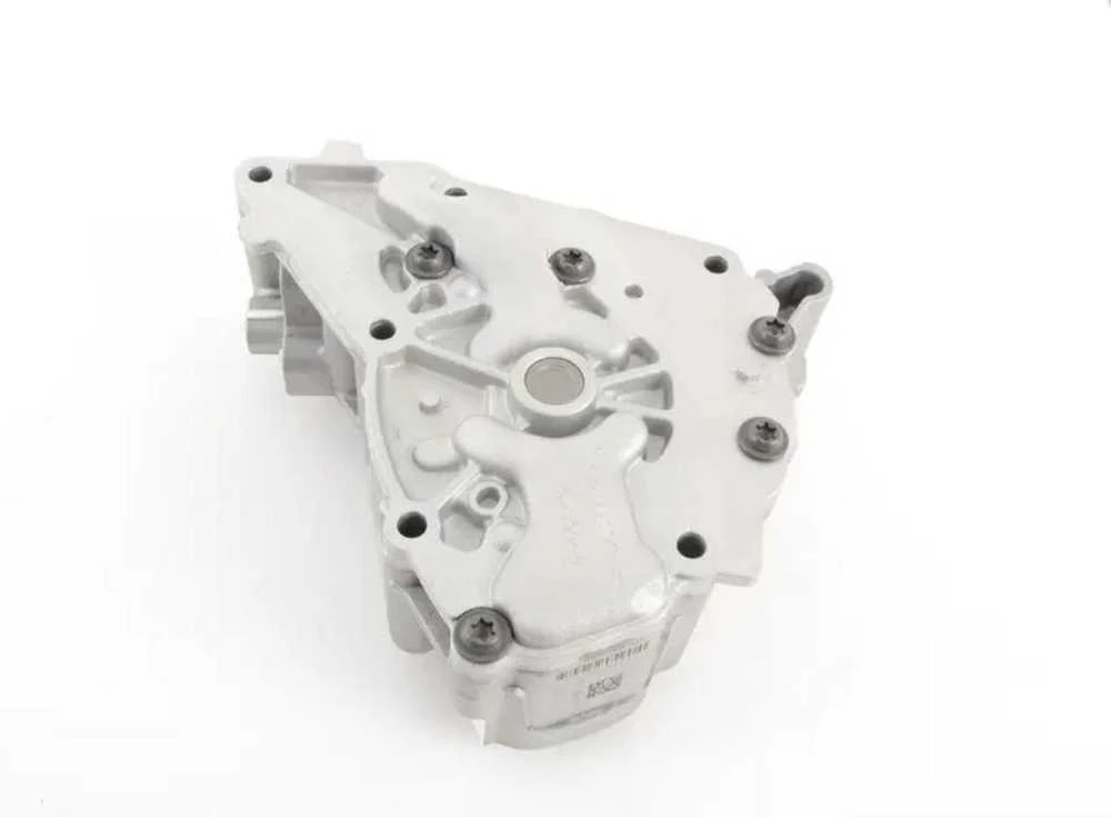 BMW F20 F36 E89 variklio alyvos siurblys originalus 11417610378