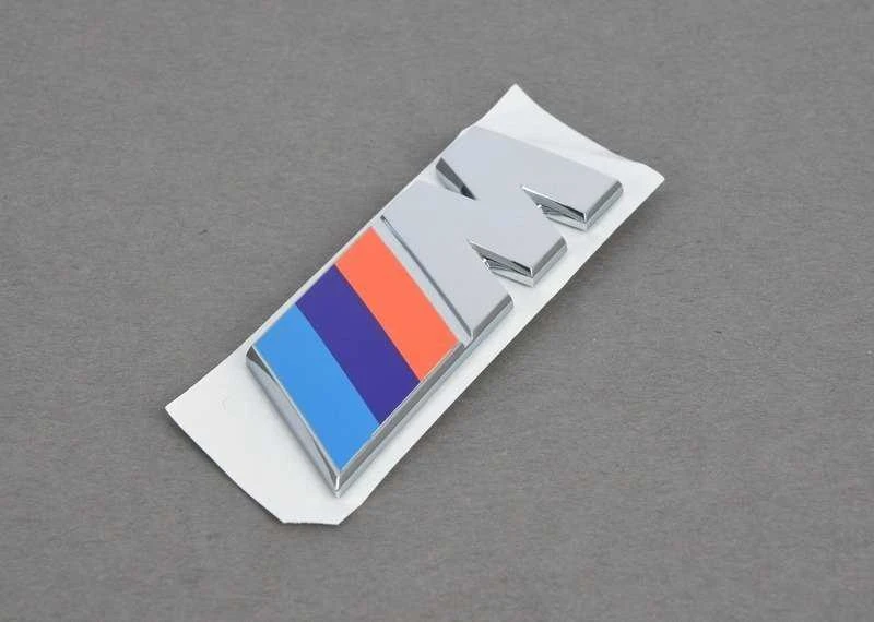 BMW F20 F87 Kairės pusės apatinio dangčio fiksatorius originalus 51237242548