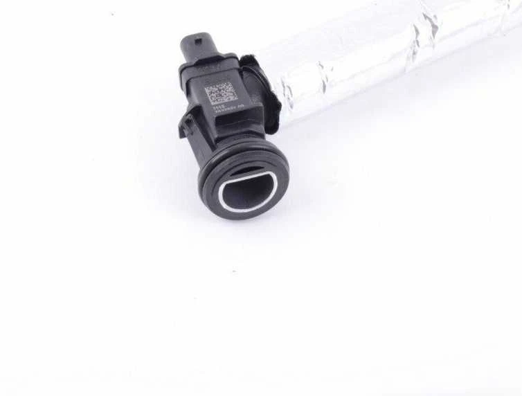 BMW F20N F21N F22 F23 F30N Karterio ventiliacijos vamzdelis 11157637521 Originalus