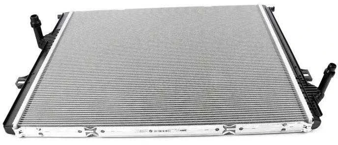 BMW F21 aušinimo skysčio radiatorius originalus 17118741830