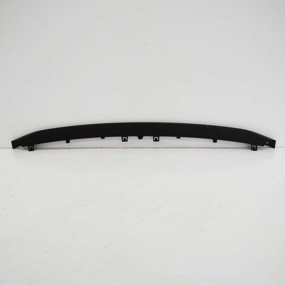 BMW F22 F23 218d 218i 220d 220d 220dX 220i 225d Apdailos strypas Originalus 51117334031