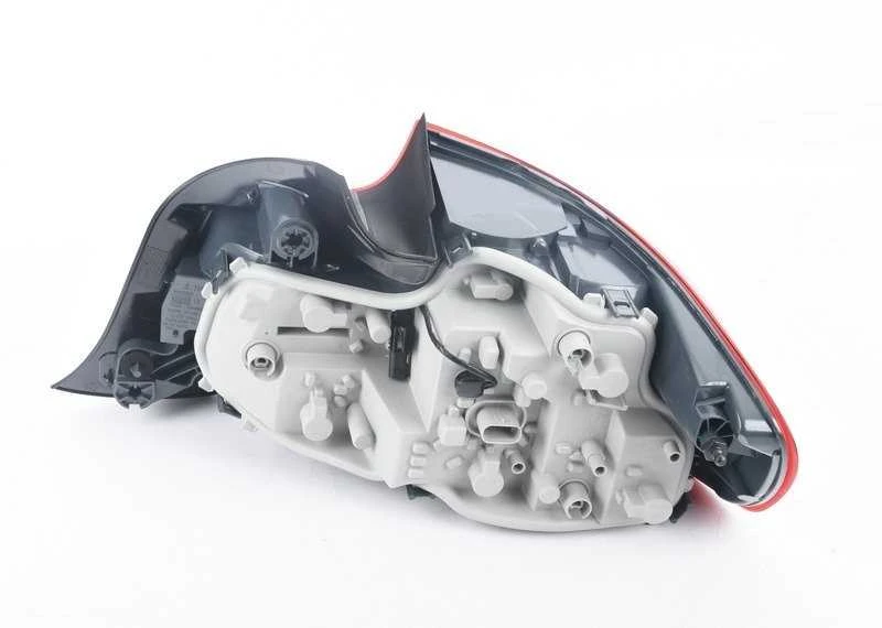 BMW F22 F23 F82 228i M235i M240i Galinis vairuotojo kairės pusės galinio žibinto žibintas 63217295427 originalus