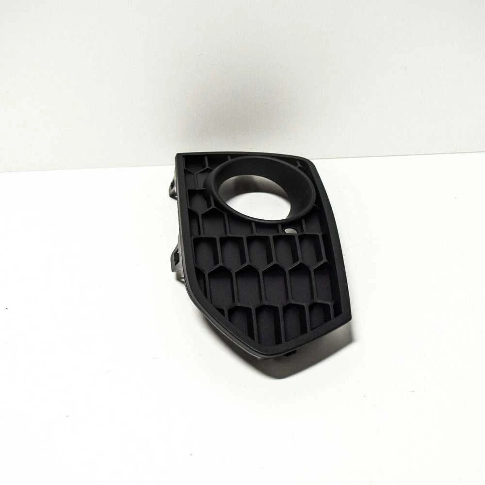 Bmw F22 F23 Priekinis Dešinysis Grotelės Buferis Originalus 51118071246