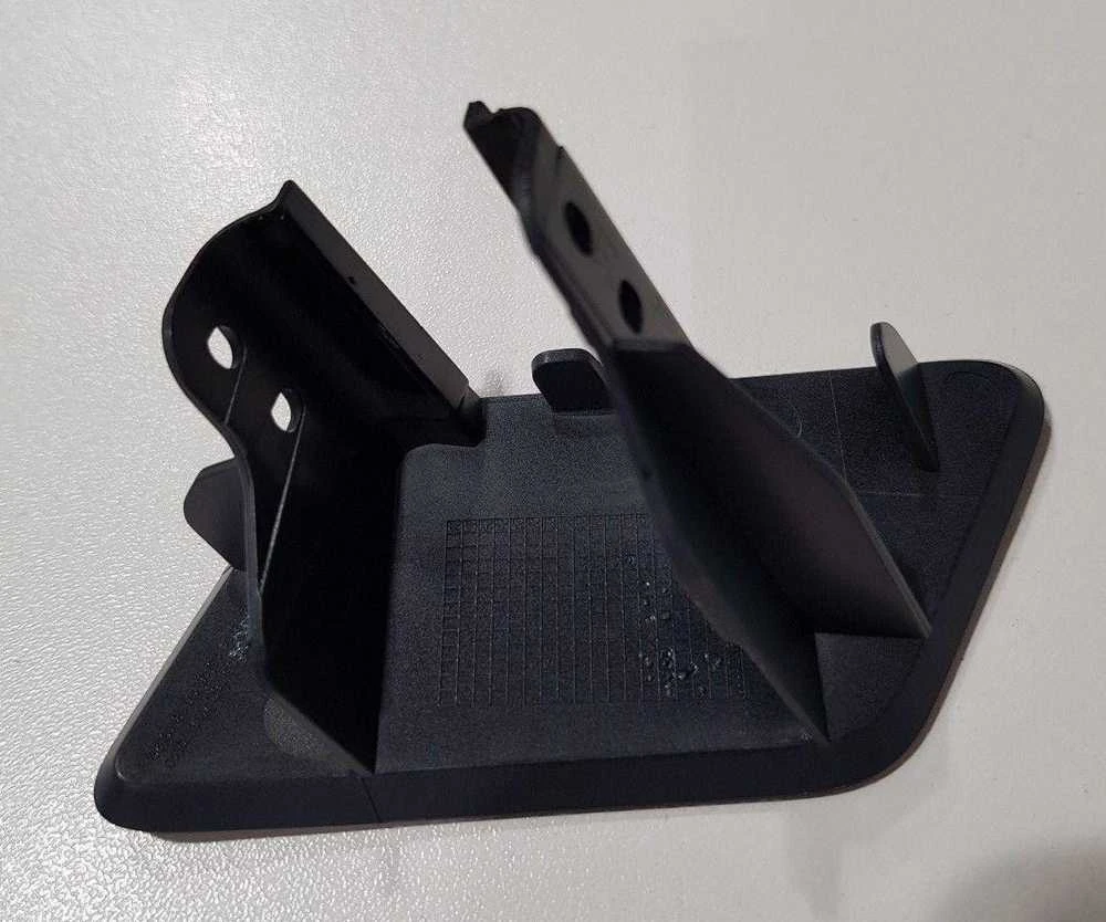 BMW F22 F23 variklio dangčio purkštuko purkštukas, gruntuotas, dešinysis originalus 51117391809