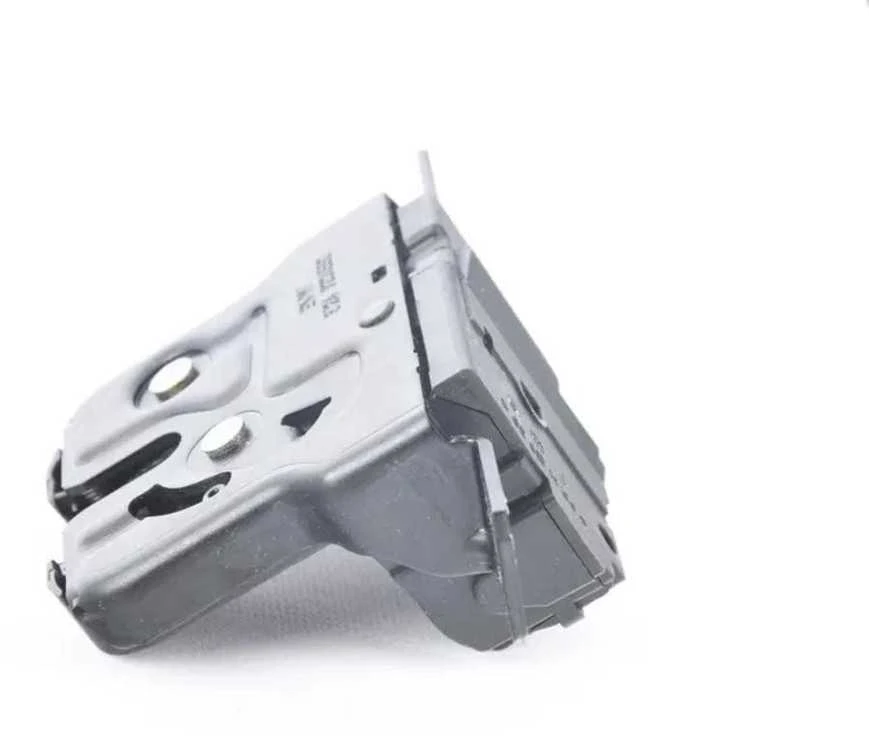 BMW F23 F87 bagažinės dangčio užraktas originalus 51247304559