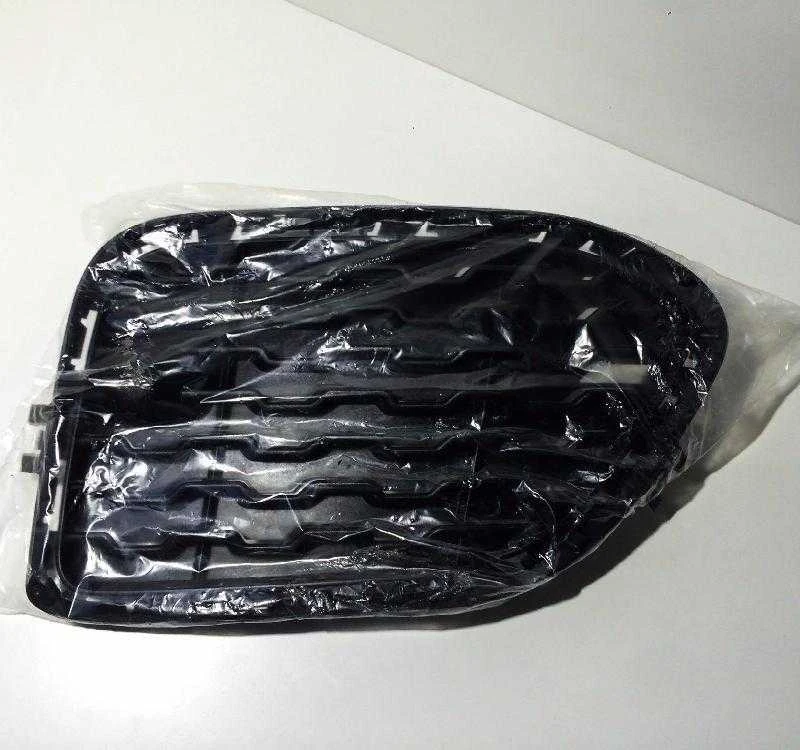 BMW F25 F26 priekinis bamperis, uždarytas M grotelėmis, kairėje pusėje, originalus 51118056941