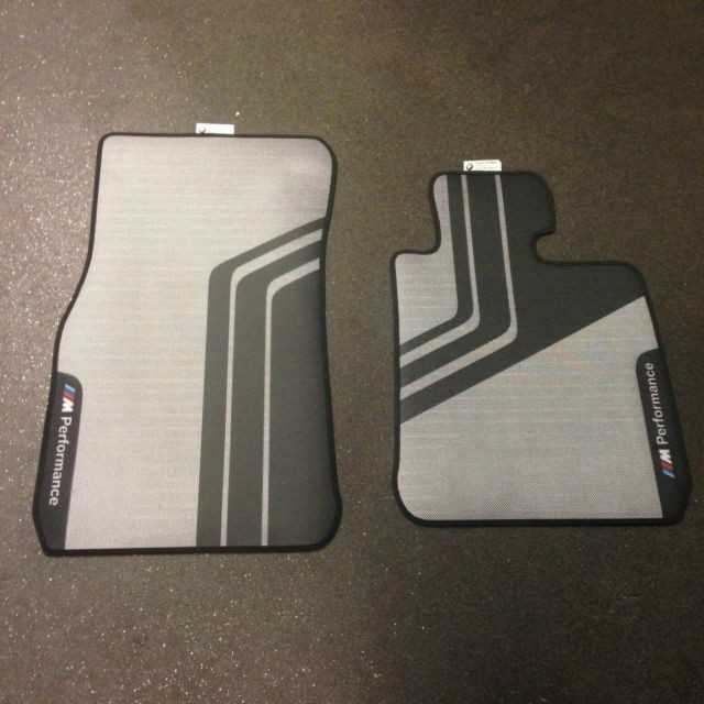 BMW F30 F30 F80 F31 M Performance priekinių grindų kilimėlių rinkinys F30/F31 3 serijos originalios 2407304