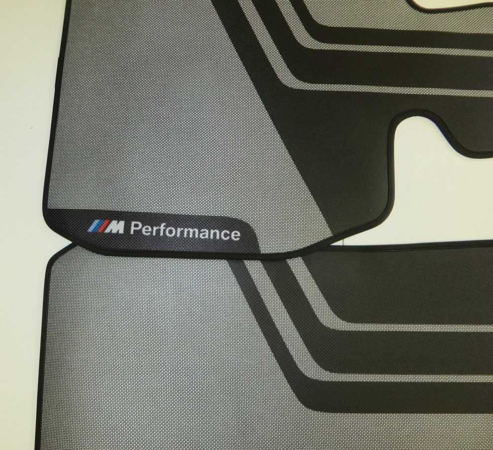 BMW F30 F30 F80 F31 M Performance priekinių grindų kilimėlių rinkinys F30/F31 3 serijos originalios 2407304