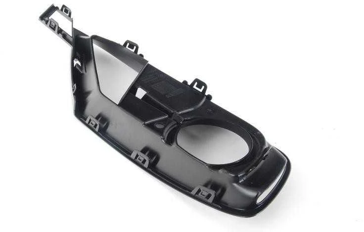 BMW F30 F31 Iš dalinai atidarytos grotelės priekinio žibinto grotelių kairė originali 51117300739
