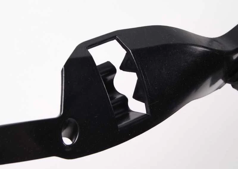 BMW F30 F31 priekinio centrinio bamperio dangtis grotelės originalus 51117263478