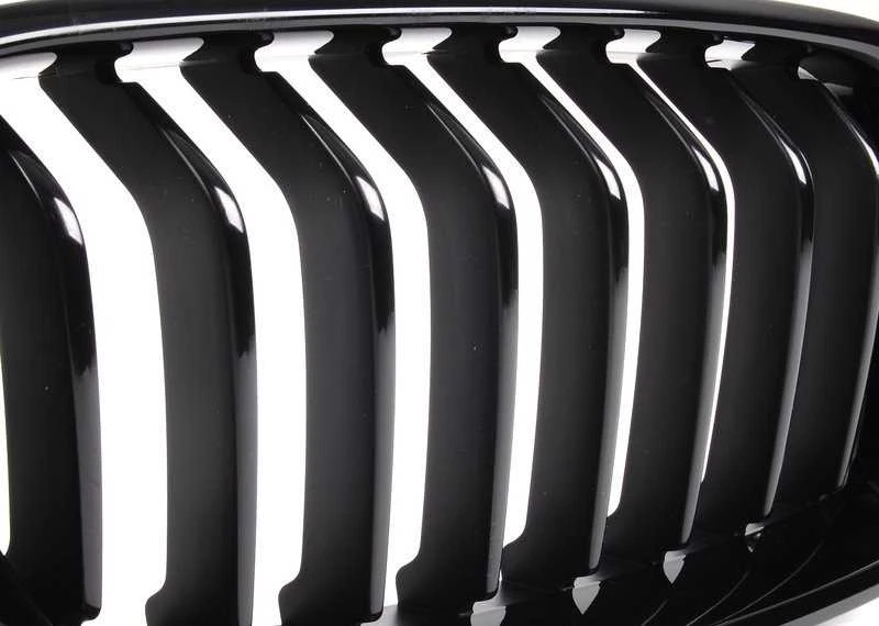 BMW F30 F31 Priekinis Juodas Blizgus Ornam Grille Originalus 51712240778