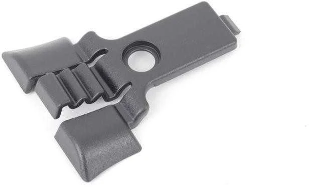 BMW F30 F32 Galinis kėbulo apdailos laikiklis originalus 51477292662