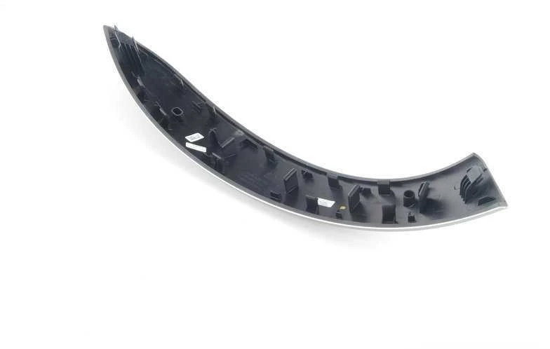 BMW F30 F80 išorinė apdailos durų traukos rankena dešinė originali 51417260082