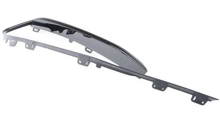 BMW F30 oro įsiurbimo angos apdaila dešinė pusė Originali 51117396854