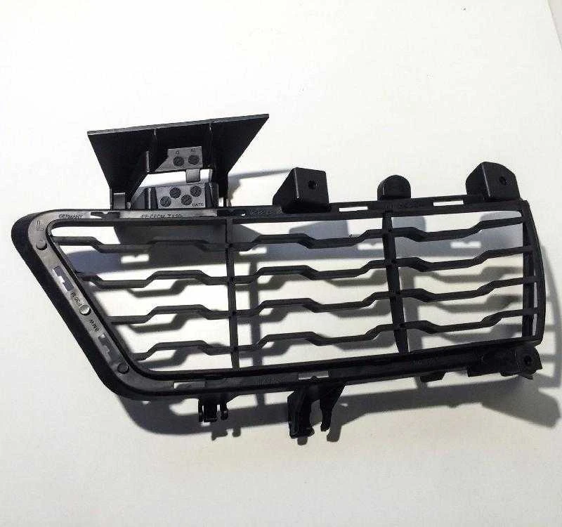BMW F30 priekinio bamperio grotelės Kairė originali 51118068125