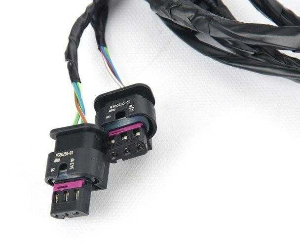BMW F30 priekinio buferio PCD laidų jungčių krosnelė Originali 61129260016