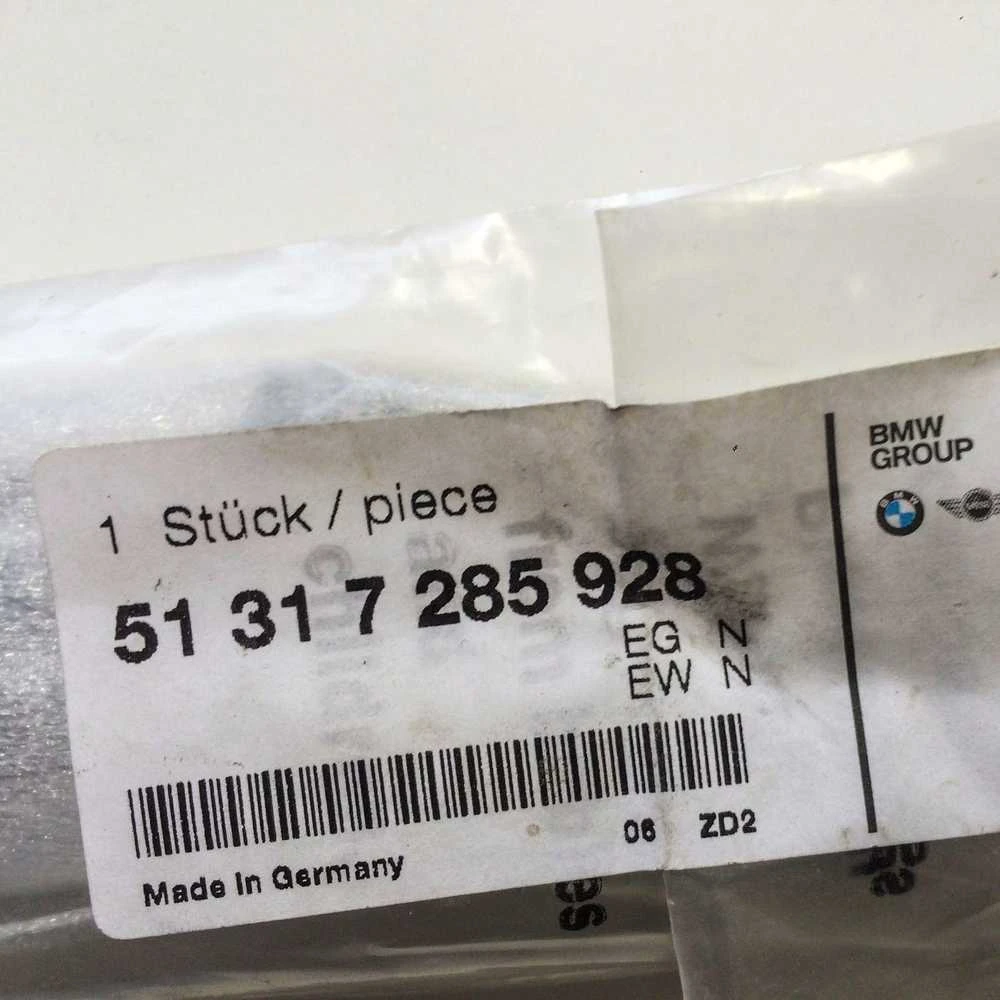 BMW F32 F32 F82 F36 Priekinio stiklo stiklo ir statramsčio apvado apdaila Tūrio dešinė originali 51317285928