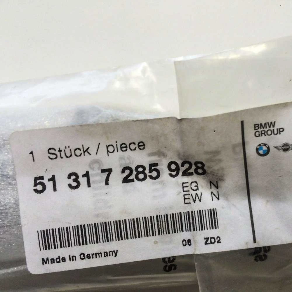 BMW F32 F32 F82 F36 Priekinio stiklo stiklo ir statramsčio apvado apdaila Tūrio dešinė originali 51317285928