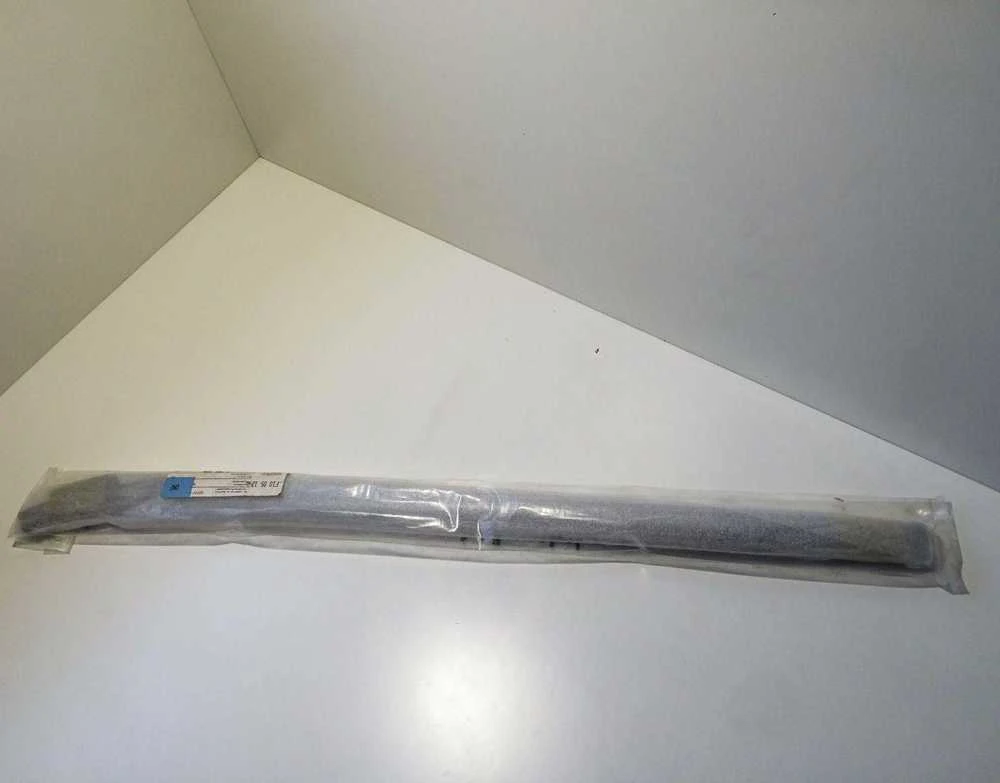 BMW F32 F32 F82 F36 Priekinio stiklo stiklo ir statramsčio apvado apdaila Tūrio dešinė originali 51317285928