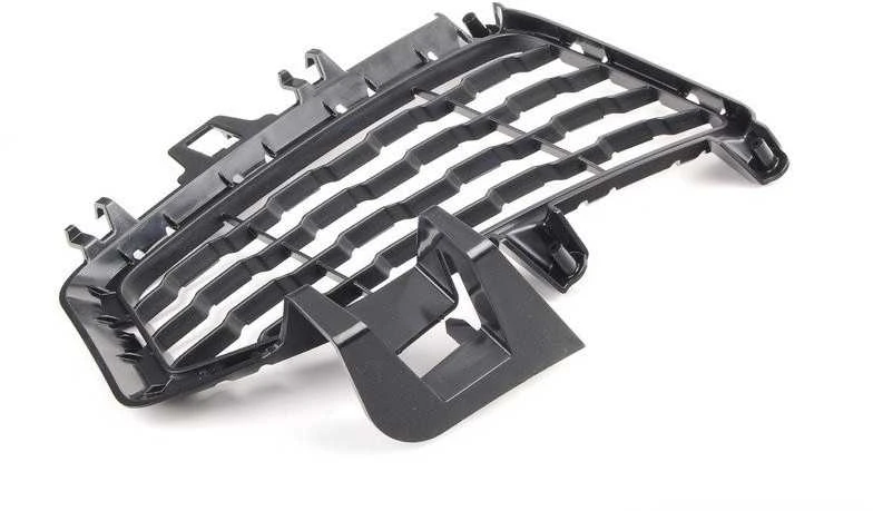 BMW F32 F36 Priekinio bamperio grotelės kairės pusės originalios 51118056493