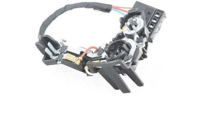 BMW F32 F82 F33 F36 Galine Leidimo Svetaines Liza Kairys Originalus 63217366069