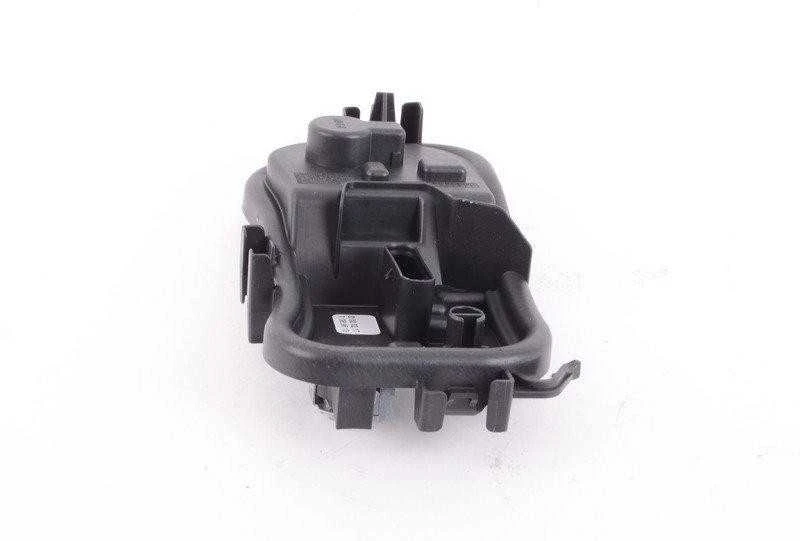 BMW F32 F82 galinio žibinto lemputės lizdas kairėje pusėje originalus 63217366065