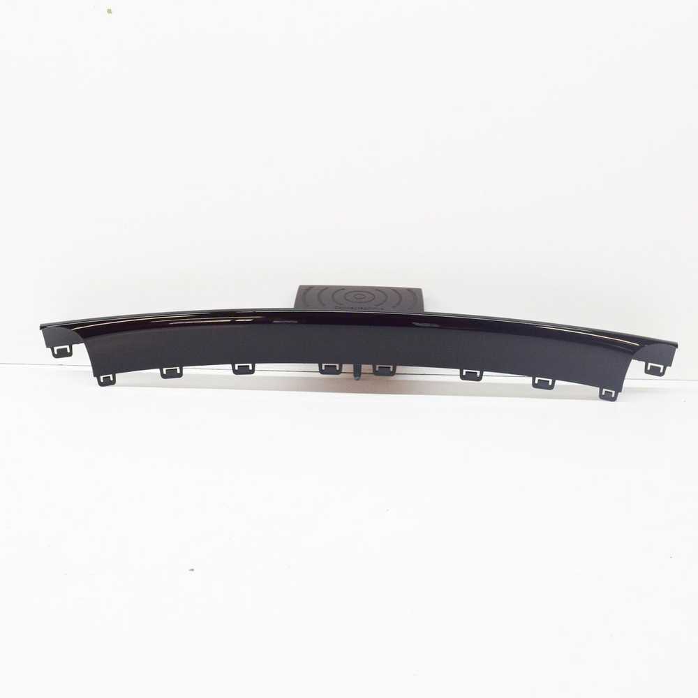 BMW F32 priekinio bamperio apatinės grotelės originalios 51117315270