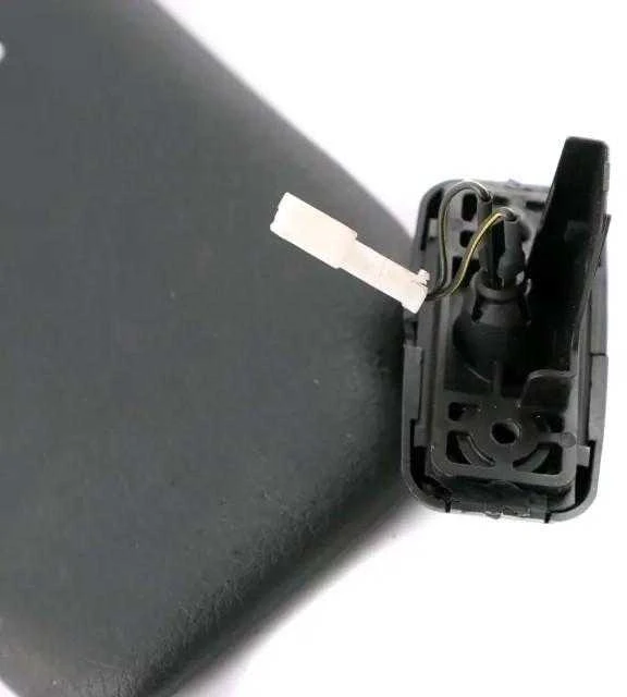BMW F33 F83 M4 Kairės saulės skydelis su etiketės veidrodžiu apšviestas juodas 51167391861