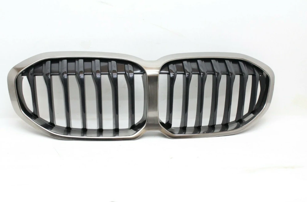 Bmw F40 Radiatoriaus Grotelės Originalus 51135A39367