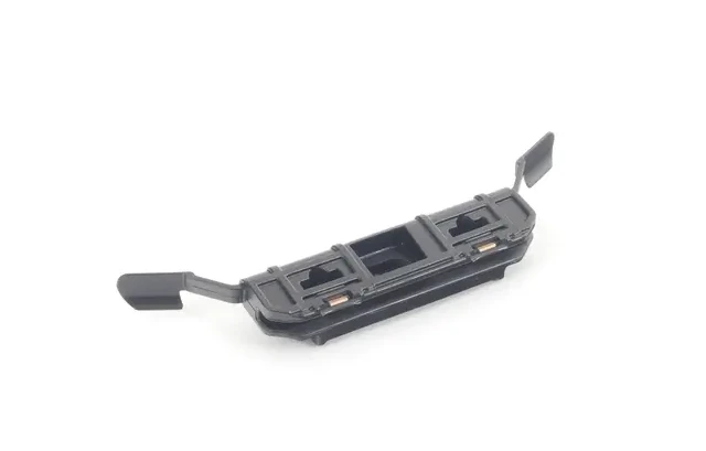 BMW F45 spaustukas originalus 51137258183
