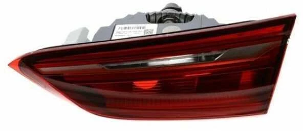 BMW F48 galinio žibinto mazgas dešinėje pusėje originalus 63217350698