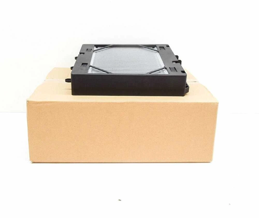 BMW F80 F82 F83 M3 M4 pagalbinis aušinimo skysčio radiatorius kairėje OEM 17112284603 originalus