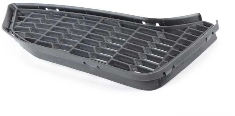 BMW F80 F83 grotelės priekinės kairės pusės apatinės originalios 51118054301