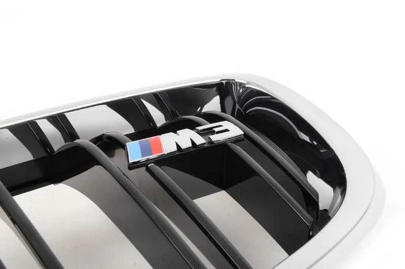 BMW F80 Priekinis Kairysis Grotelės Originalus 51138056411