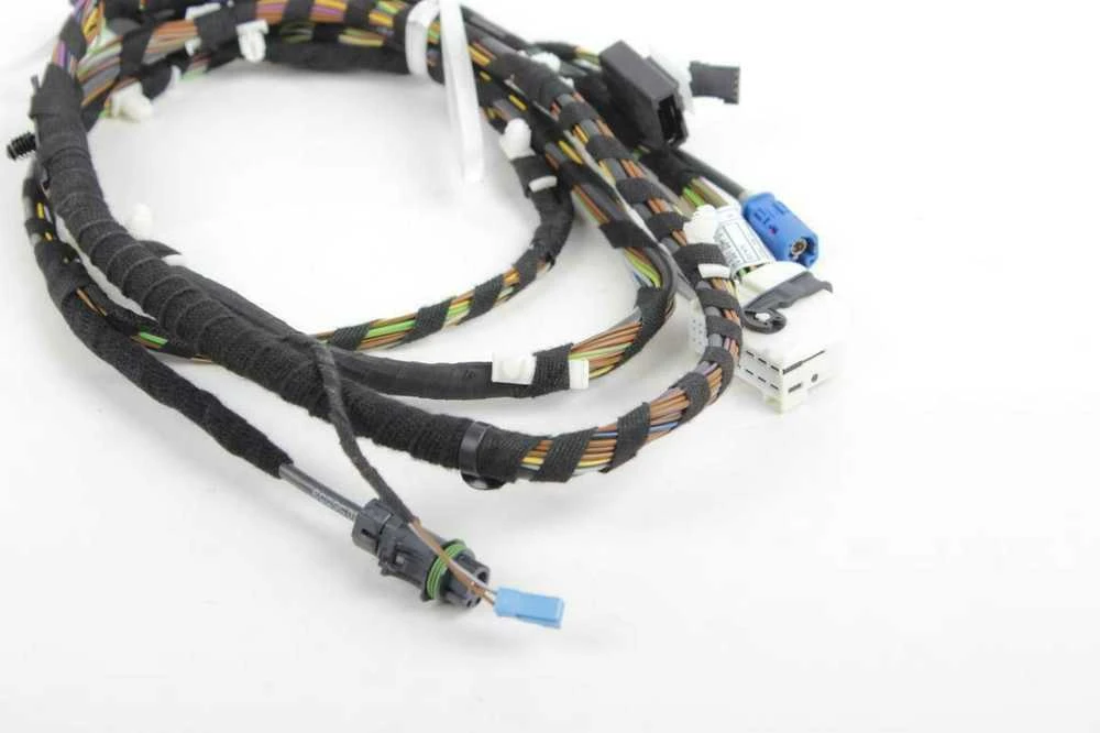 BMW F82 laidų bagažinės dangtis originalus 61126831264