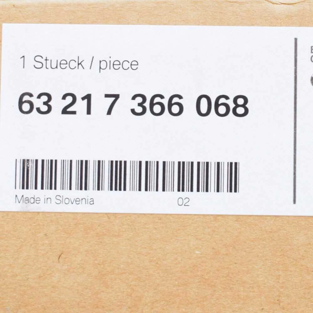 BMW F83 F33 F33 galinio žibinto latako dangtelis dešinysis originalus 63217366068