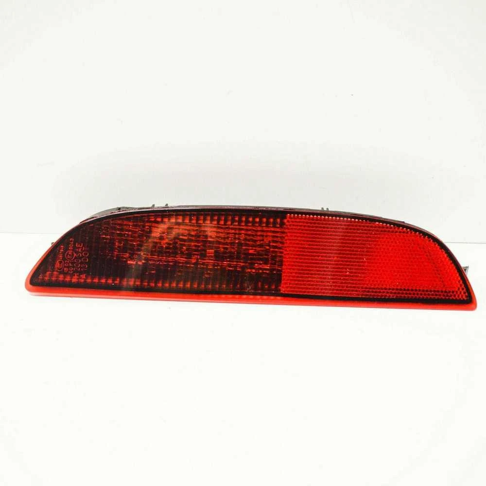 BMW F86 galinio bamperio dešinysis atšvaitas originalus 63147850260