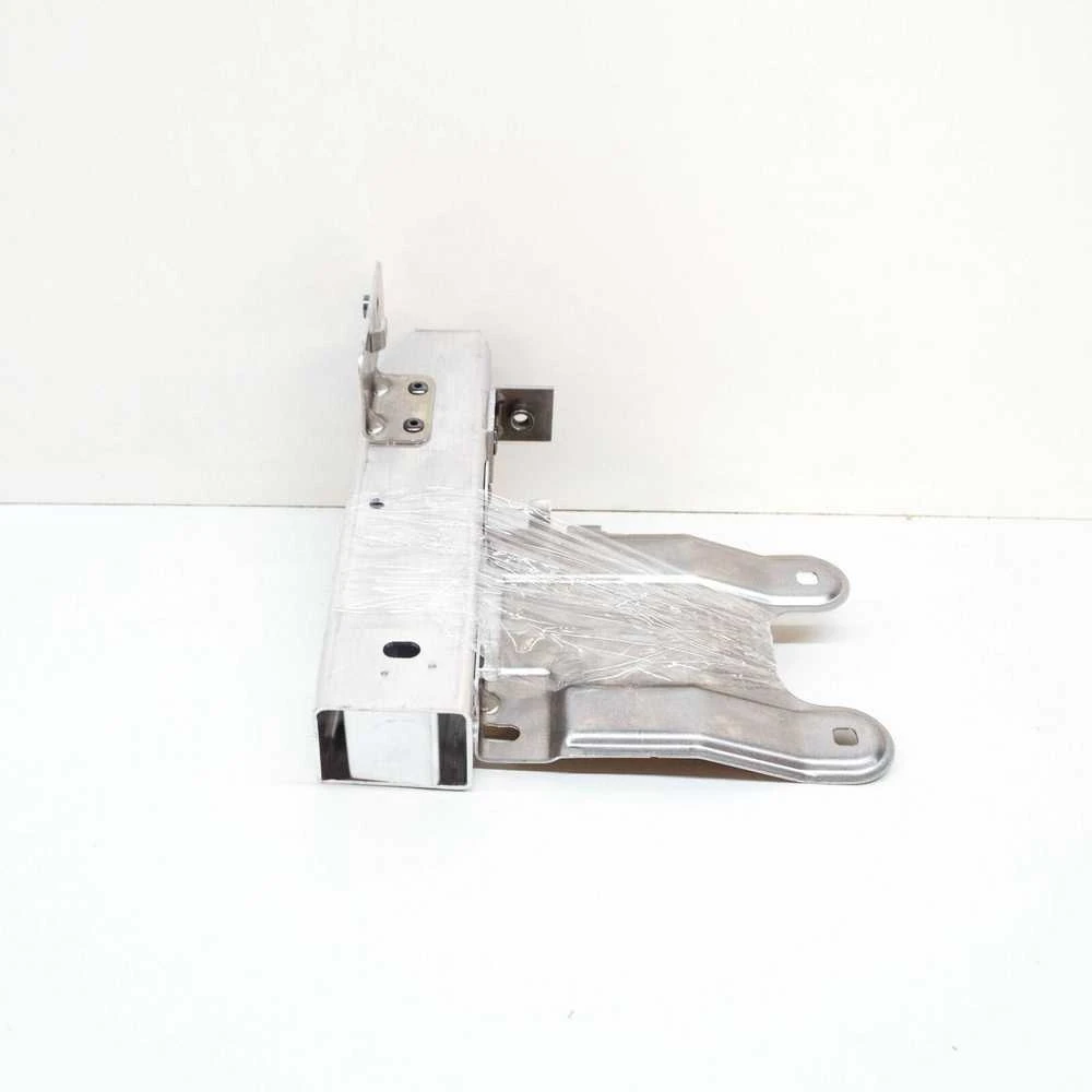BMW F87 F80 F82 Priekinis apatinis deformacinis elementas dešinysis originalus 51118054314