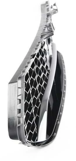 BMW F90 grotelių oro įleidimo angos vidurys Originalus 51118072980