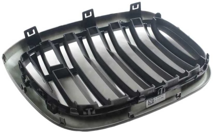 BMW F97 priekinės kairės pusės grotelės originalios 51118098087