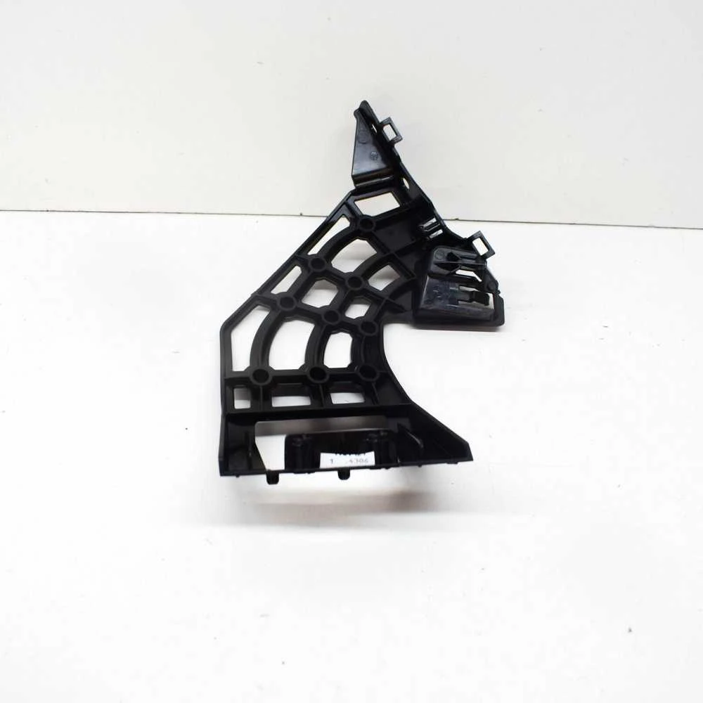 BMW G07 bamperio kreipiančioji viršutinė dešinė pusė Originali 51117458364
