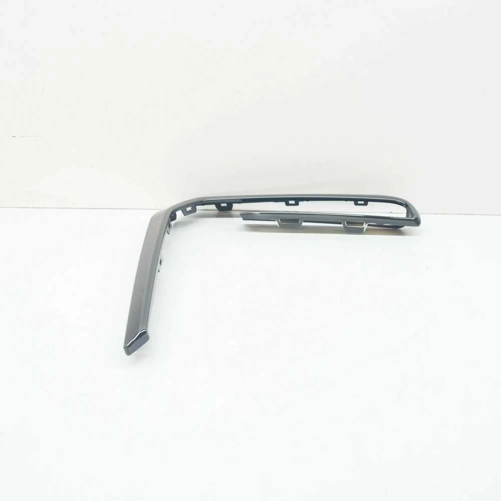 BMW G07 priekinio bamperio apatinė kairės pusės grotelių apdailos detalė Originali 51118074261