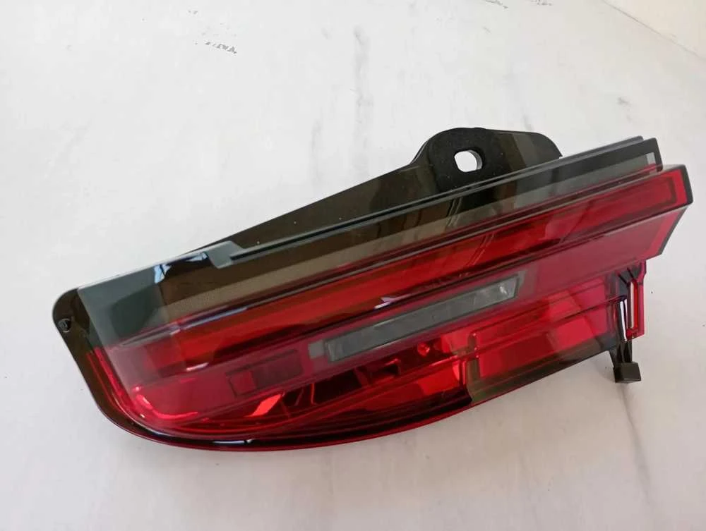 BMW G11 G12 Galinio Šviesos Dešinės Šoninės Originalus 63219854650