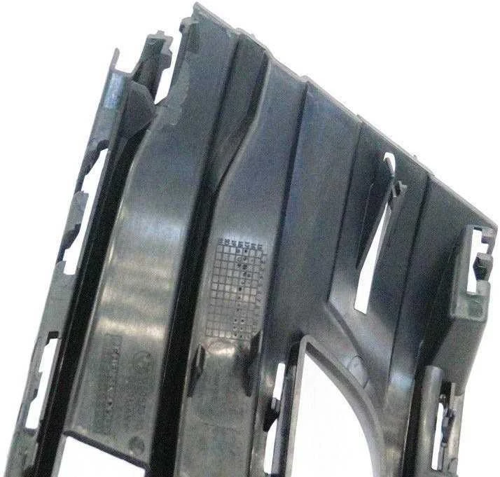 Bmw G30 G31 Kairysis Atvėjimo Angos Grillis Originalus 51117385277