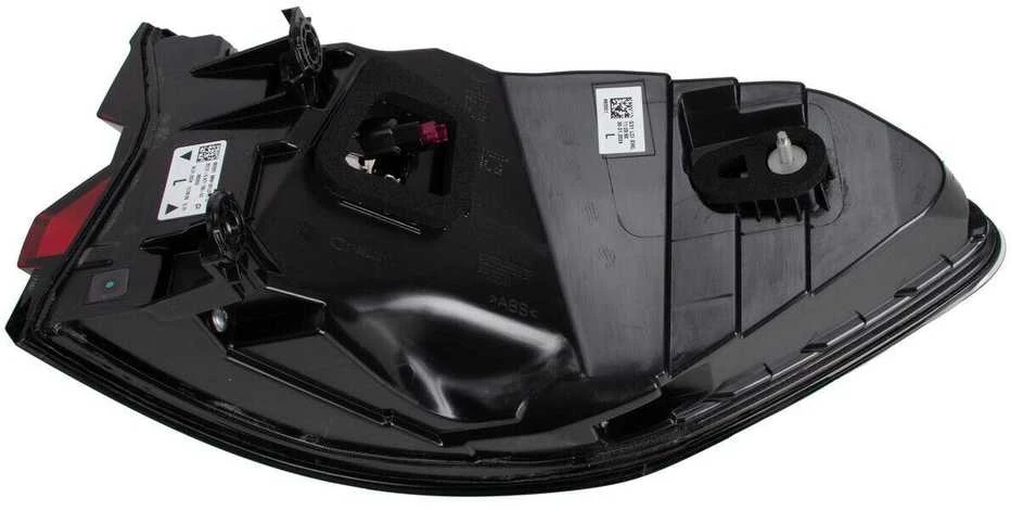 BMW G31 518d 520d 530d Kairysis Galinis LED Šviesos Panelė Originalus 63215A711B5