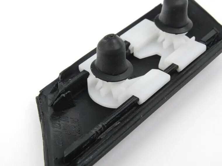 Bmw Galinio Desiniojo Sparno Apvadas 7 E38 51138208390