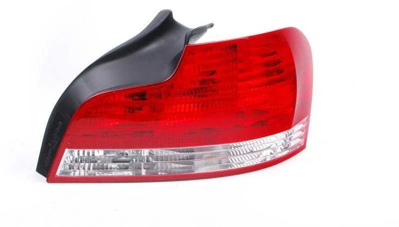 BMW Galinio Šviesos Dešinė 1 E88 E82 63217285642 Originalus