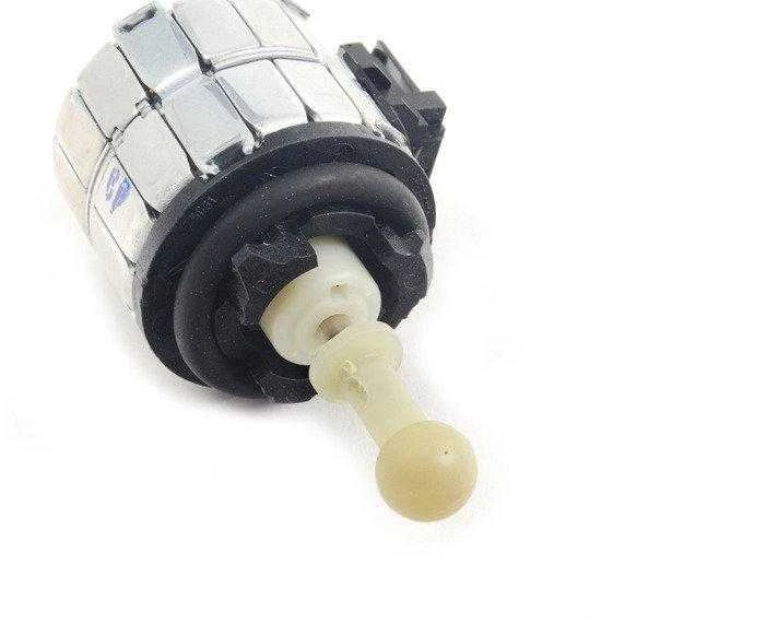 BMW Galinio Žibinto Variklis E81 E87 E90 F07 F10 Originalus 63117207574
