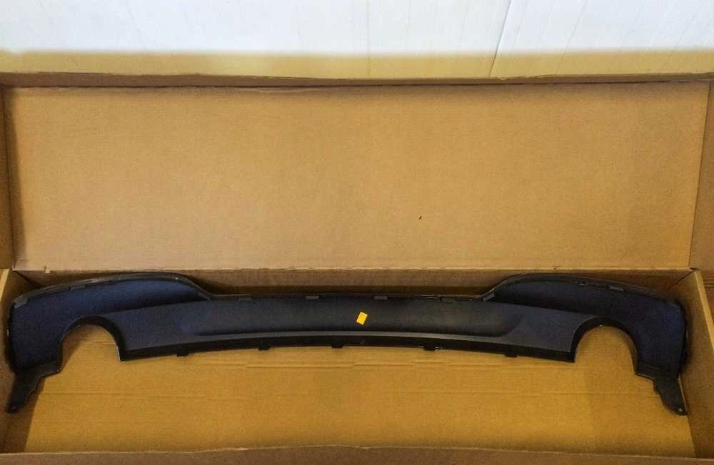 BMW Galinis Bumperio Dangtelis 6 F06 F12 F13 Originalus 51128050377