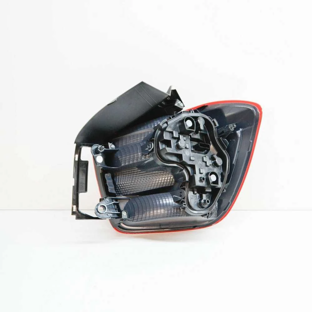 Bmw Galinis Žibintas Kairysis F20 F21 63217270097